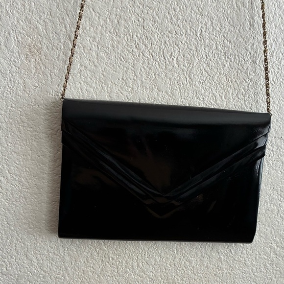 Vintage Patent Leather Envelope Clutch Cross Body Gold Chain Strap Black - Picture 4 of 8